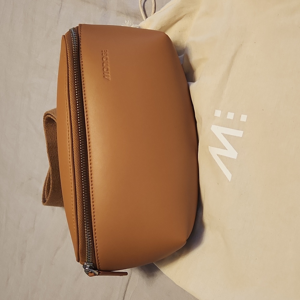 Monos Sling Bag